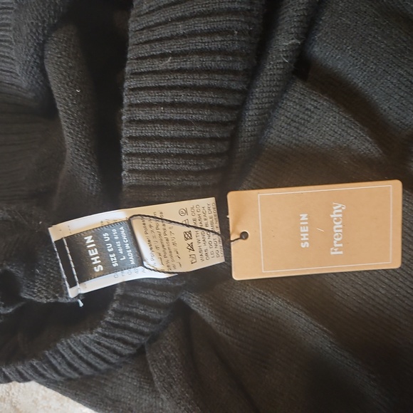 Sweater - Picture 5 of 5